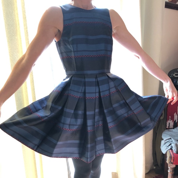 💙HOST PICK💙NWOT shiny holiday dress with stripes - Picture 1 of 5